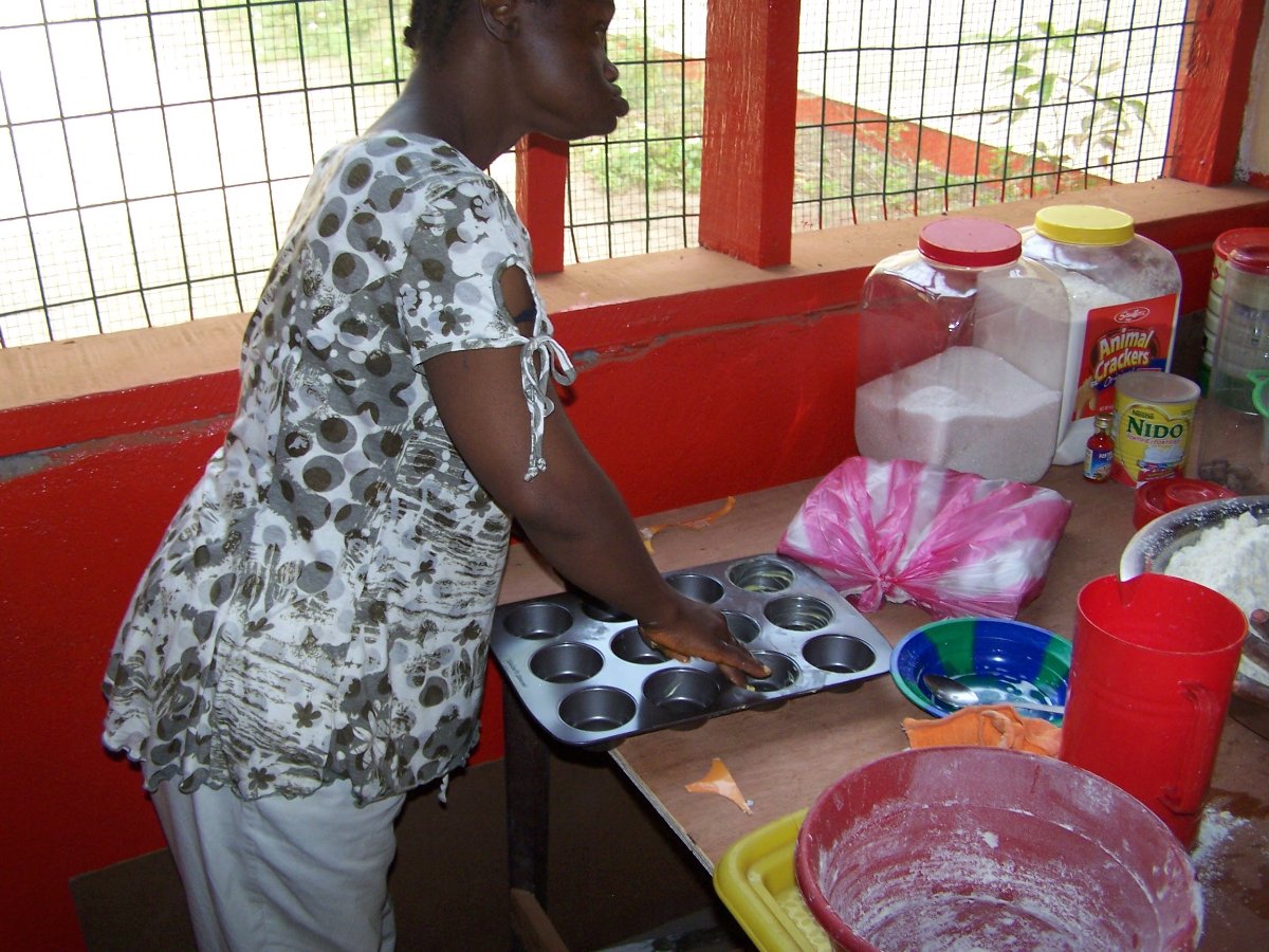 Liberia Titema baking